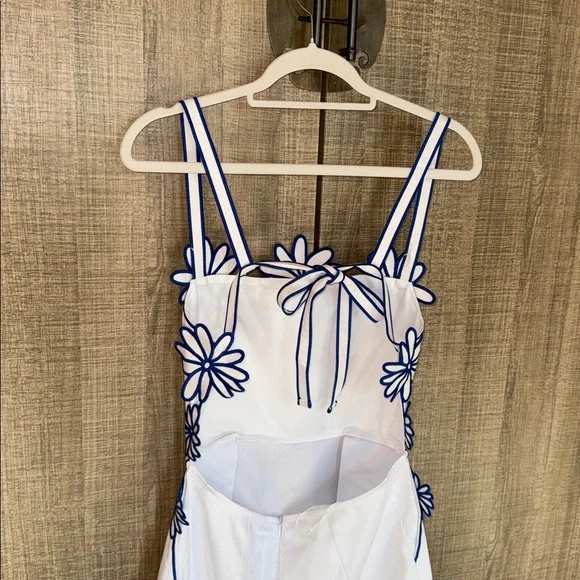 Commense Semi-Sheer Floral Embroidery Back Bow Maxi Dress - Picture 15 of 17